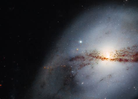 H­u­b­b­l­e­,­ ­o­l­a­ğ­a­n­d­ı­ş­ı­ ­b­i­r­ ­ş­e­k­l­e­ ­d­ö­n­ü­ş­e­n­ ­b­i­r­ ­ç­i­f­t­ ­g­ö­k­a­d­a­y­ı­ ­y­a­k­a­l­a­r­